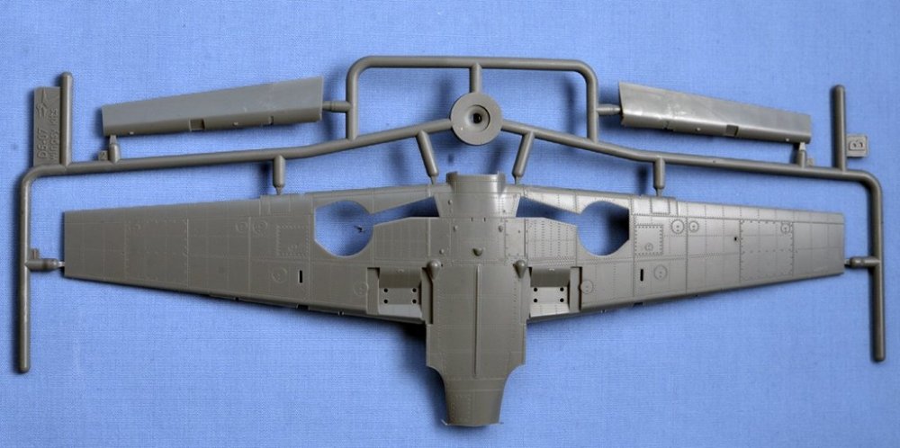 1/48 Messerschmitt Bf 109 E-1 German WWII Fighter