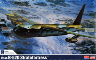 1/144 B-52D Stratofortress